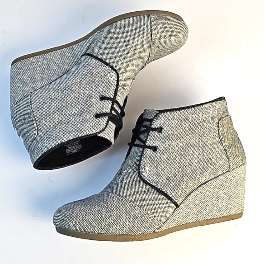 Toms Desert Wedge Linen Tweed Black White Metallic Gold Lace-up Ankle Bootie